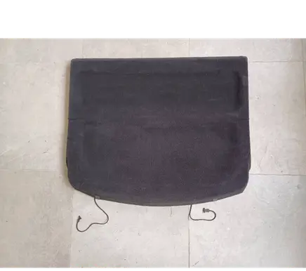 Parcel shelf