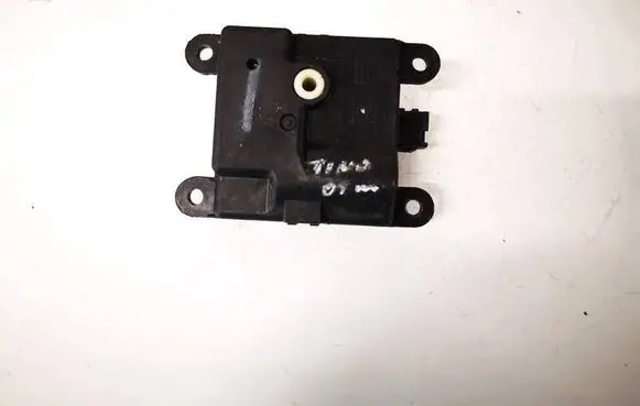 Nissan Primera Air flap motor/actuator 2K00130850