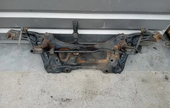 Seat Leon (5F) Front subframe