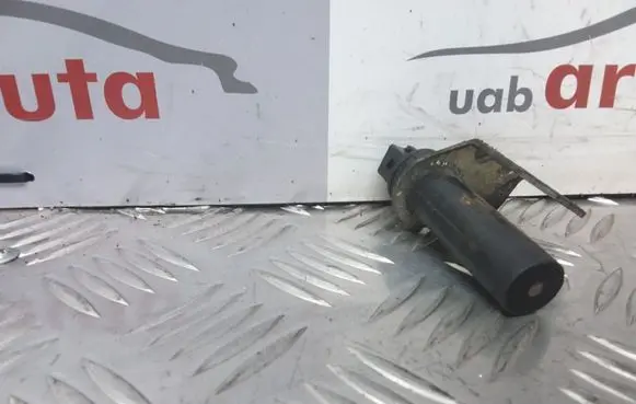 BMW 3 E46 Crankshaft position sensor 2243560