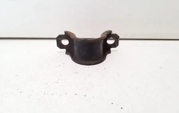 Toyota RAV 4 (XA20) Sway bar bush bracket, rear 