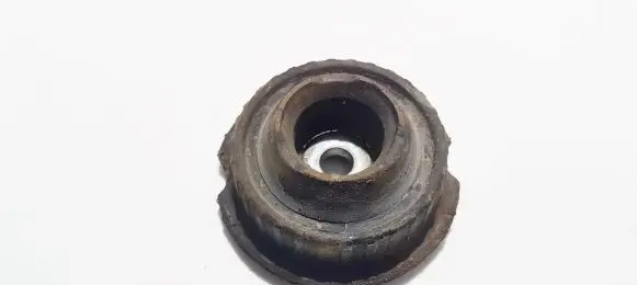 Audi A4 S4 B5 8D Coil spring mount 