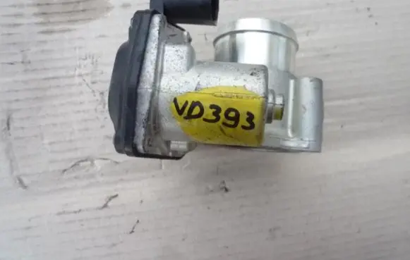 Ford Focus Throttle body valve CM5G9F991FA VD393