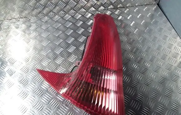 Peugeot 206 Rear/tail lights 9641540677
