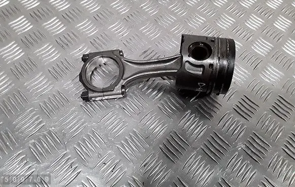 Piston with connecting rod