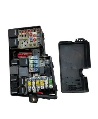 Ford Kuga I Fuse module AV4T14K733