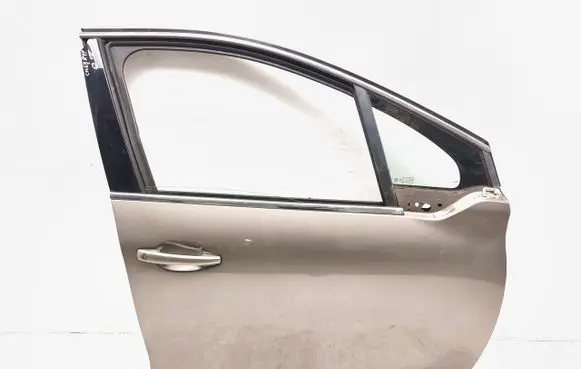 Peugeot 208 I Front door