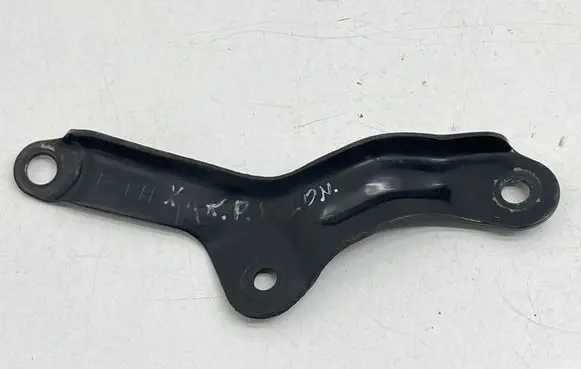 Subaru XV II Steering rack mounting bracket 