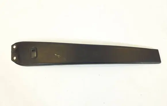 Audi V8 Front door trim (molding)