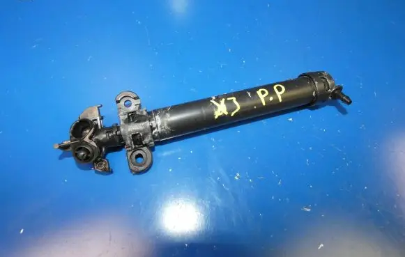 Jaguar XJ X351 Headlight washer spray nozzle