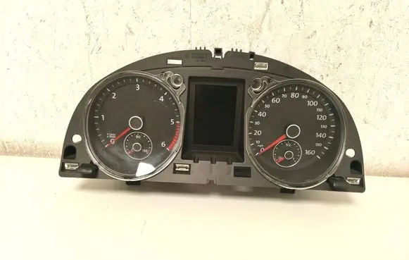 Speedometer (instrument cluster)