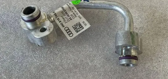 Audi A8 S8 D5 Engine coolant pipe/hose 4N0816744A