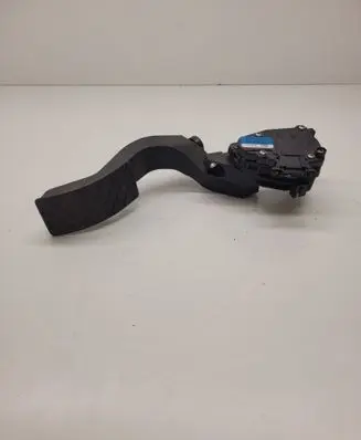 Audi A6 S6 C5 4B Accelerator throttle pedal 8D1723523M 6PV00837602
