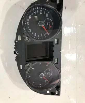 Volkswagen PASSAT CC Speedometer (instrument cluster) 3C8920970S