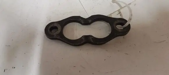 Volkswagen PASSAT CC Fuel Injector clamp holder