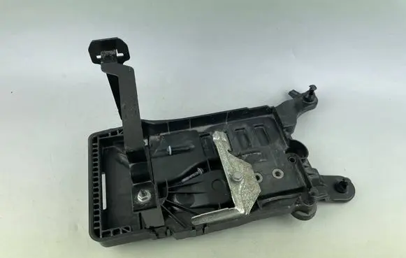 Seat Arona Battery box tray 2Q0915331 5QF803219E 2Q0915343A