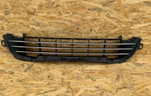 Peugeot 207 Front bumper lower grill 9688091477