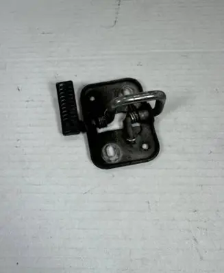 Volkswagen Caddy Engine bonnet/hood lock/latch loop/hook 1K8823186F