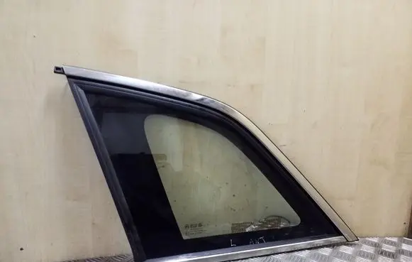 Opel Antara Rear side window 96660068