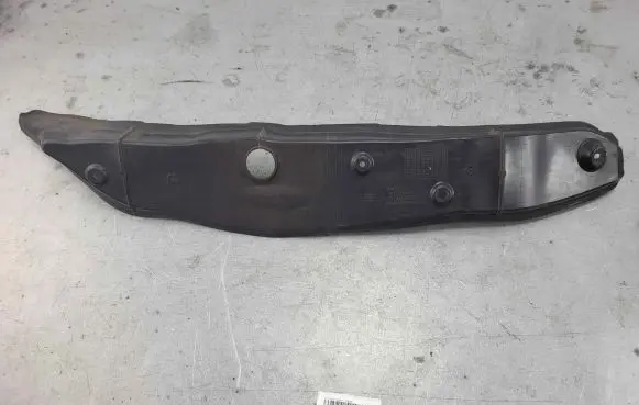 Mercedes-Benz GLC C253 Fender end trim a2538890125