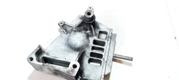 Chevrolet Lacetti Engine mounting bracket 96440493