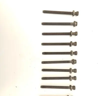 Volkswagen PASSAT B6 Cylinder head bolts 