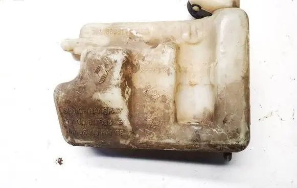 Renault Twingo I Windshield washer fluid reservoir/tank 7700817588