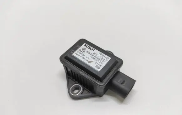 Audi A4 S4 B6 8E 8H ESP acceleration yaw rate sensor 8E0907637A 0265005245