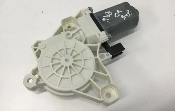 Mercedes-Benz EQE v295 Rear door window regulator motor A0009065008