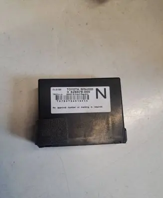 Toyota Avensis T270 Immobilizer control unit/module 8978405020 626978000 T9780T94019435