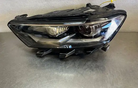 Volkswagen T-Roc Headlight/headlamp 2GA941035D
