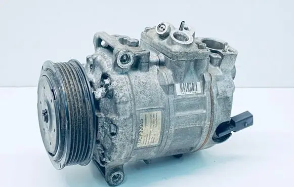 Volkswagen Golf V Air conditioning (A/C) compressor (pump) 1K0820859S