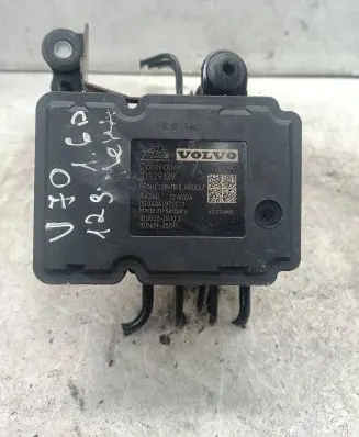 Volvo V70 ABS Pump 31329139