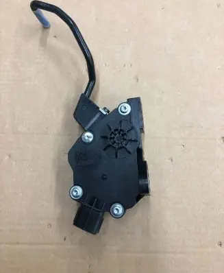 Lexus RX 450H Accelerator throttle pedal 7811048111 1988002150 10B16D00015