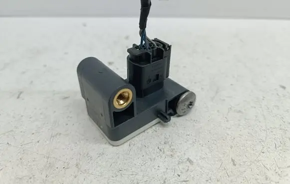 BMW 1 E81 E87 Airbag deployment crash/impact sensor 6911003 0285003900 65776911003