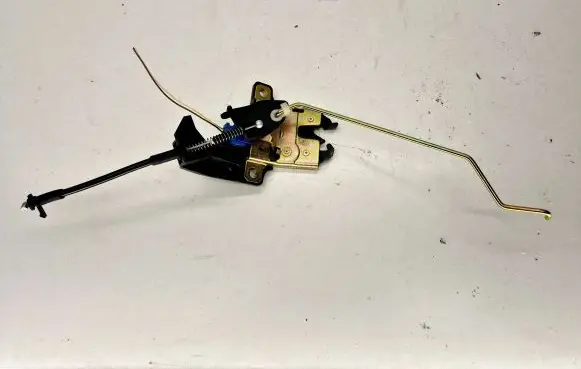 Audi A4 S4 B7 8E 8H Tailgate/trunk/boot lock/catch/latch 8E5827505B