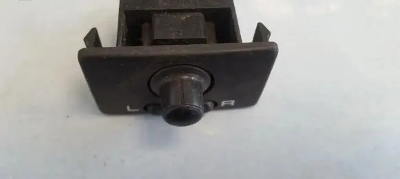 Nissan Almera Wing mirror switch