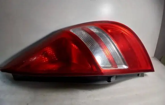Hyundai i30 Rear/tail lights 924022L0