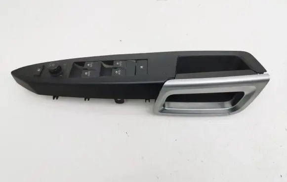 Opel Antara Electric window control switch