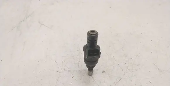 BMW 5 E60 E61 Fuel injector 1427240