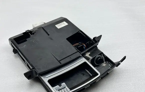 Mercedes-Benz S W222 Ashtray (front) A2226800310