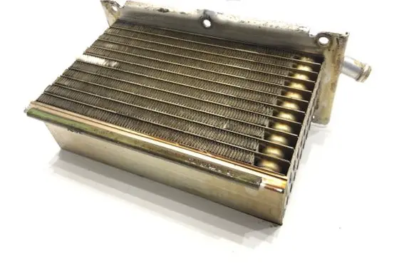 Volkswagen Jetta VI Intercooler radiator 03F145749B