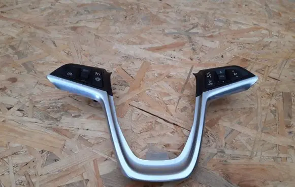Opel Astra J Steering wheel