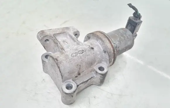 KIA Sorento EGR valve 284104A410