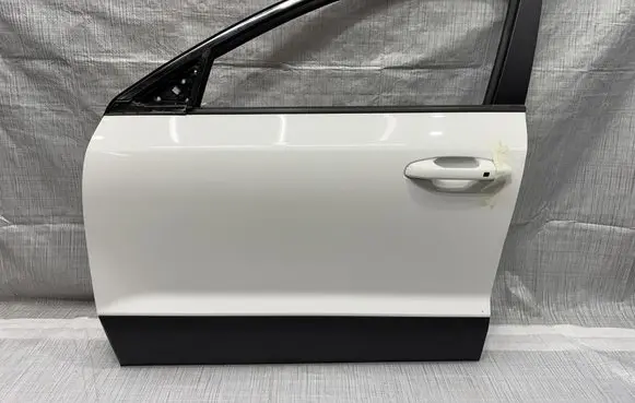 KIA Niro Front door 