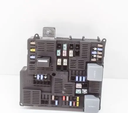 Volvo S90, V90 Fuse box set 31473770