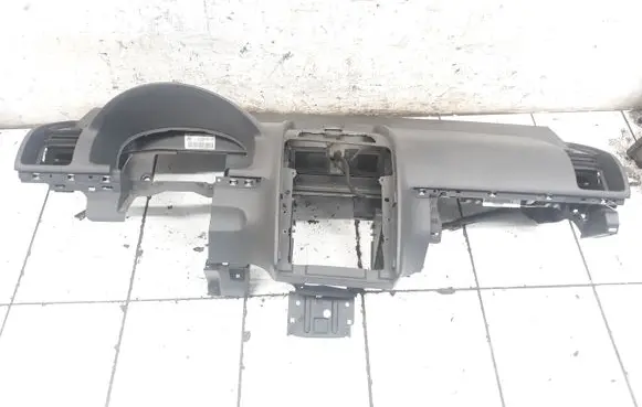 Volkswagen Touran I Dashboard 1T1857067 1T1857001