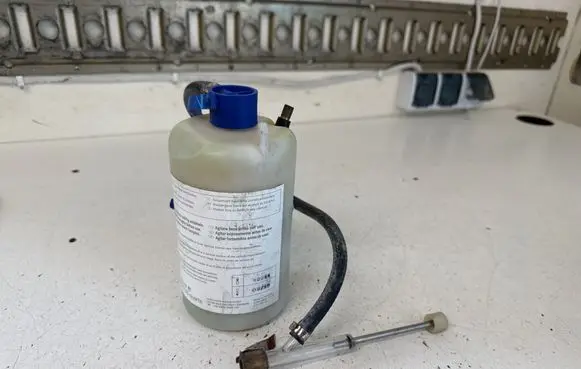 Mercedes-Benz Sprinter W906 Tire air pump compressor A9065830712