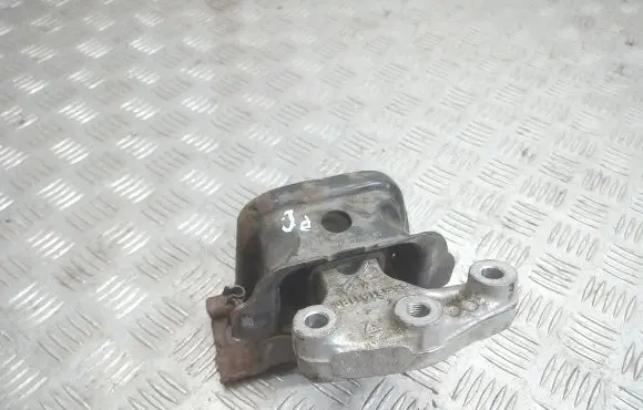 Citroen C3 Picasso Engine mount bracket 9683181180