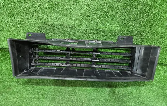 Dacia Sandero III Radiator trim 214F60895R